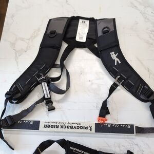 Piggyback Stand-up Child Carrier w/child harness